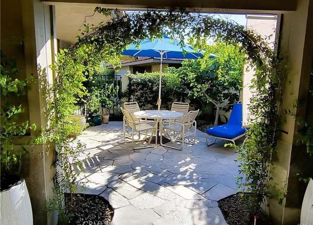 Property at 6 Whittier Ct, Rancho Mirage, CA 92270, 3 beds, 3 baths