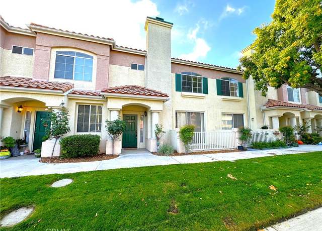 Property at 18106 Flynn Dr #4404, Canyon Country, CA 91387, 2 beds, 3 baths