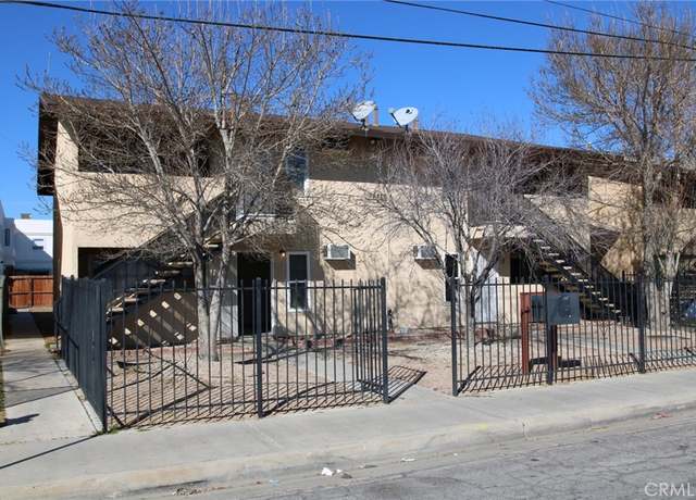 Property at 38429 10th Pl E, Palmdale, CA 93550, 8 beds, 4 baths