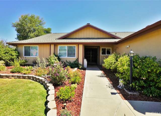Property at 465 Mike Ct, Lemoore, CA 93245, 3 beds, 2 baths
