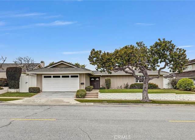 Property at 2839 Carob St, Newport Beach, CA 92660, 3 beds, 3.5 baths