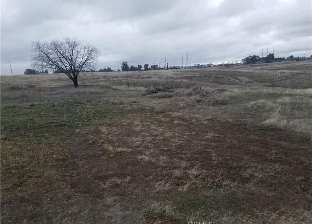 Property at 1810 Kemper Ave, Red Bluff, CA 96080