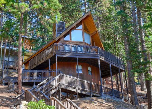 Property at 7466 Yosemite Park Way, Yosemite, CA 95389, 3 beds, 3 baths