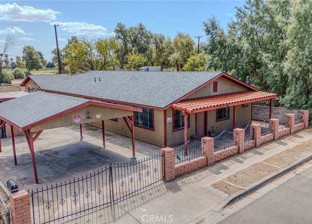 Property at 301 N K St, Needles, CA 92363, 4 beds, 2 baths