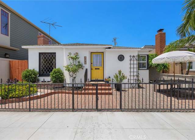 Property at 125 Siena Dr, Long Beach, CA 90803, 3 beds, 1.5 baths