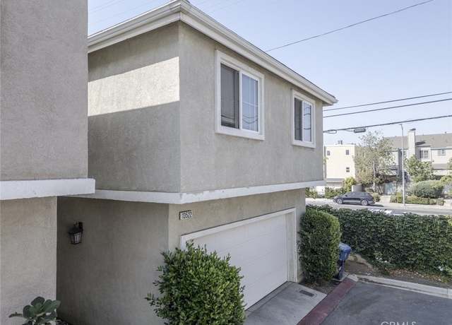 Property at 13522 Island Palms Ln, Sylmar, CA 91342, 3 beds, 3 baths