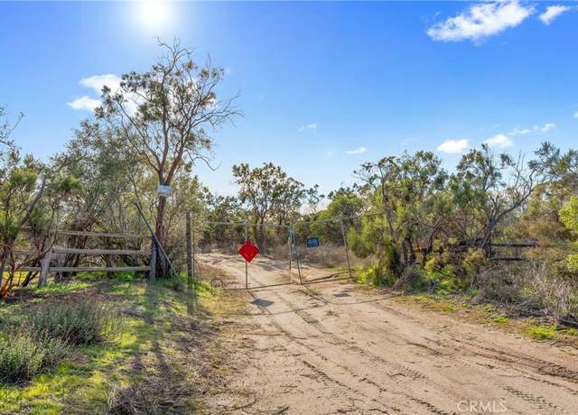 Property at 46025 Stanley Rd, Hemet, CA 92544