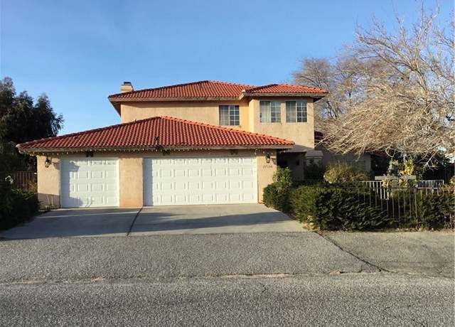 Property at 17590 EL CAJON Dr, Hesperia, CA 92345, 4 beds, 3 baths