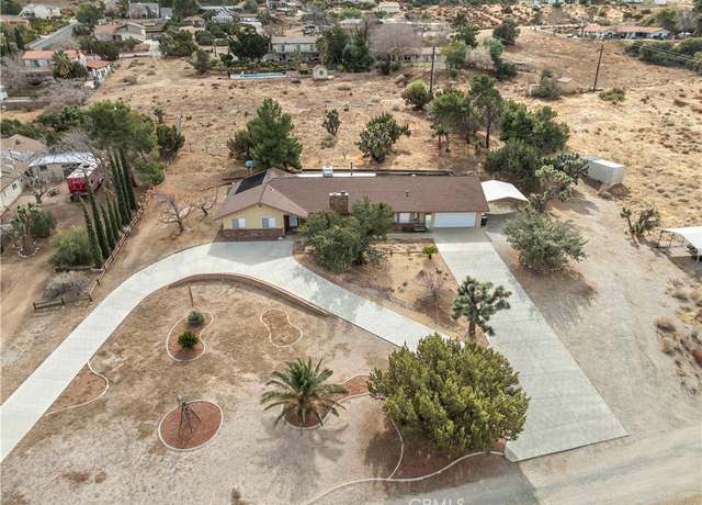 Property at 626 Westlake Dr, Palmdale, CA 93551, 4 beds, 3 baths