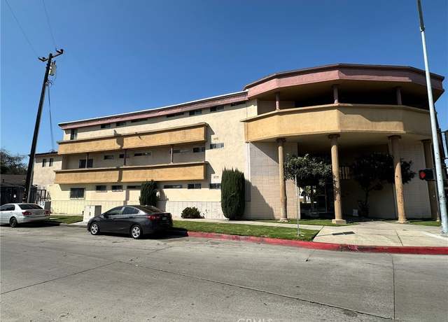 Property at 10355 Long Beach Blvd, Lynwood, CA 90262, 10 beds, 31 baths