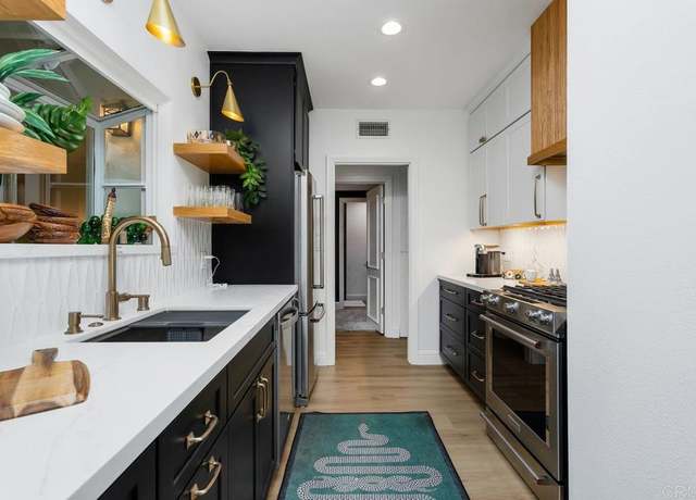 Property at 7057 Estrella De Mar Rd #68, Carlsbad, CA 92009, 2 beds, 2 baths