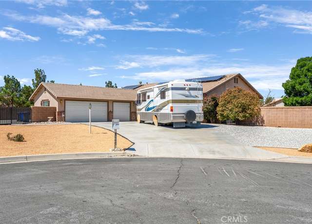 Property at 12902 Casco Rd, Apple Valley, CA 92308, 3 beds, 2 baths