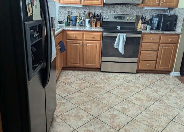 Property at 4861 Starflower Dr, Martinez, CA 94553, 3 beds, 2.5 baths
