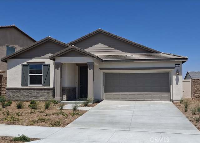 Property at 376 Berrybush St, Hemet, CA 92543, 4 beds, 3 baths