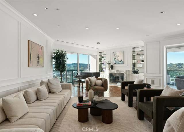 Property at 10490 Wilshire Blvd #2704, Los Angeles, CA 90024, 3 beds, 4 baths