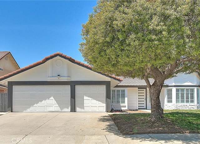 Property at 24472 Old Country Rd, Moreno Valley, CA 92557, 3 beds, 2 baths