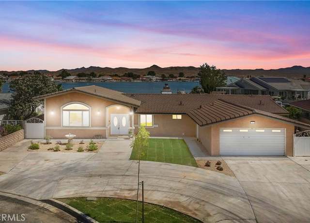 Property at 14593 Mast Ln, Helendale, CA 92342, 3 beds, 2 baths