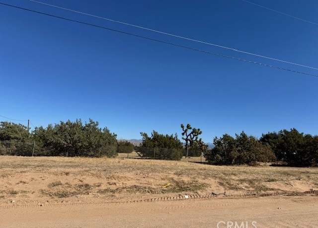 Property at 8821 Oakwood Ave, Hesperia, CA 92345