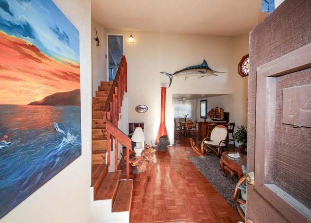 Property at 318 Juniper Ave #14, Carlsbad, CA 92008, 2 beds, 1 bath