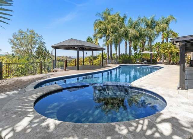 Property at 2085 Valley View Blvd, El Cajon, CA 92019, 3 beds, 2.5 baths