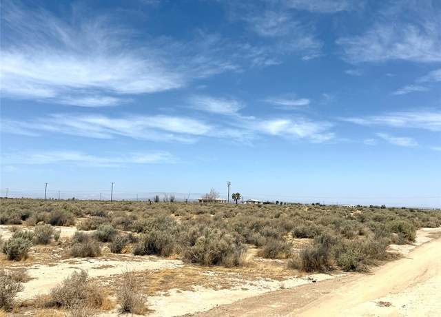 Property at 46400 120th St E, Lancaster, CA 93535, 2 beds, 2 baths