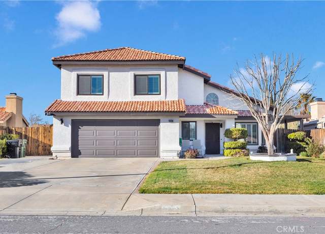 Property at 16858 Robin Ln, Victorville, CA 92395, 3 beds, 2.5 baths