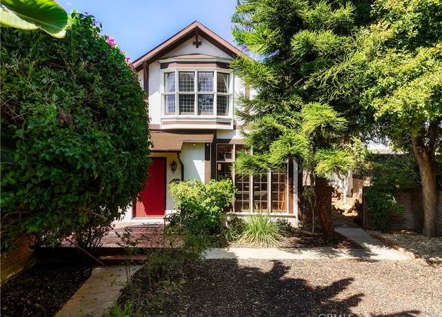 Property at 2749 E 17th St, Oakland, CA 94601, 2 beds, 1.5 baths