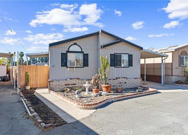 Property at 1925 E La Veta Ave #6, Orange, CA 92866, 3 beds, 2 baths