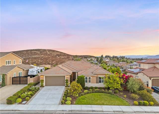 Property at 35543 Laurel Tree Ct, Winchester, CA 92596, 3 beds, 2.5 baths