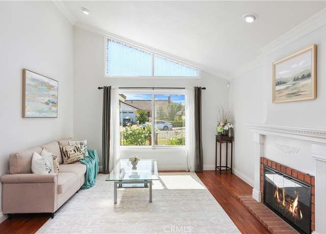 Property at 21071 Avenida Albercon, Lake Forest, CA 92630, 4 beds, 2 baths