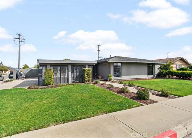 Property at 916 E Bush Ave, Lompoc, CA 93436, 5 beds, 3 baths