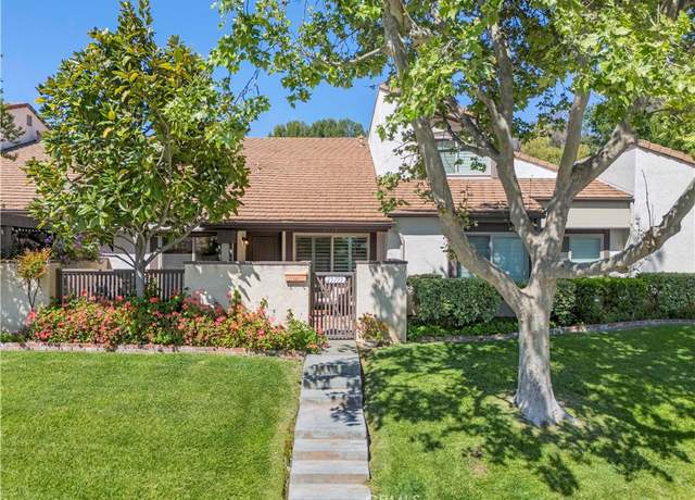 Property at 25795 Vista Fairways Dr, Valencia, CA 91355, 2 beds, 2 baths
