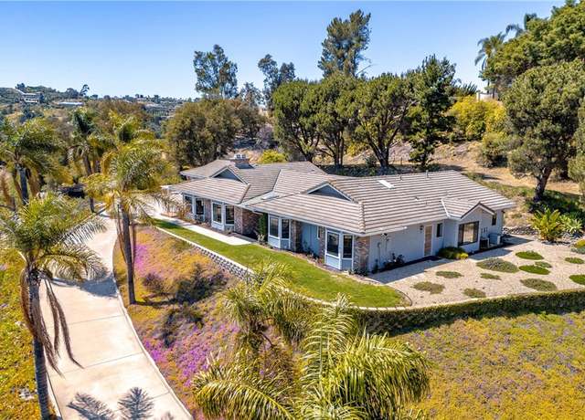 Property at 3456 Los Sicomoros Ln, Fallbrook, CA 92028, 3 beds, 2.5 baths
