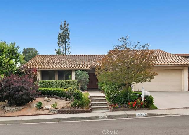 Property at 11921 Calle Vista Ct, Porter Ranch, CA 91326, 3 beds, 3 baths