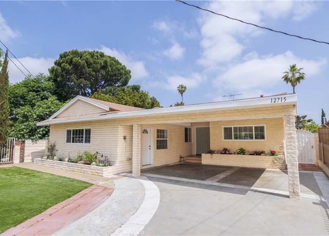 Property at 12715 Hart St, North Hollywood, CA 91605, 5 beds, 3 baths
