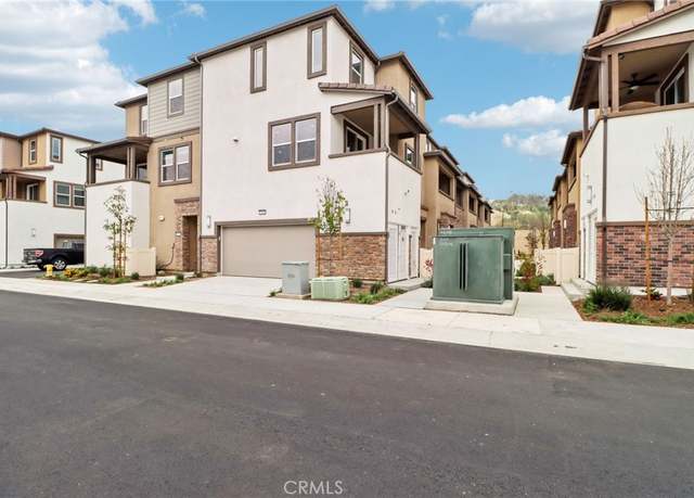 Property at 1541 Stratus Dr, Pomona, CA 91768, 2 beds, 2.5 baths