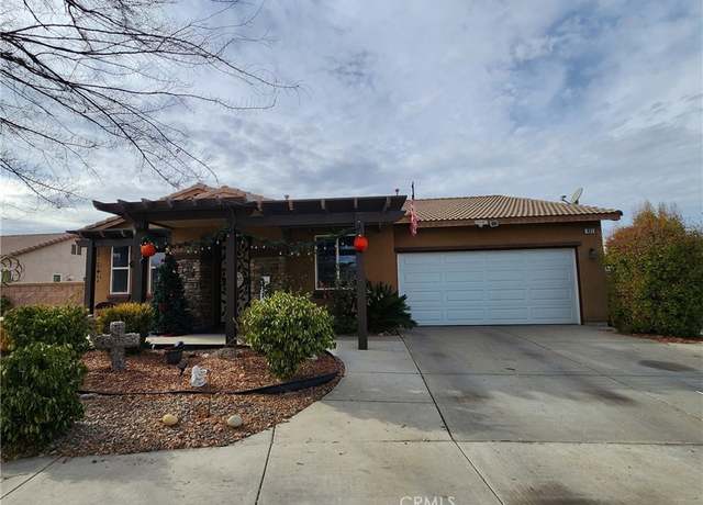 Property at 431 Cantata Ave, Hemet, CA 92545, 4 beds, 2 baths