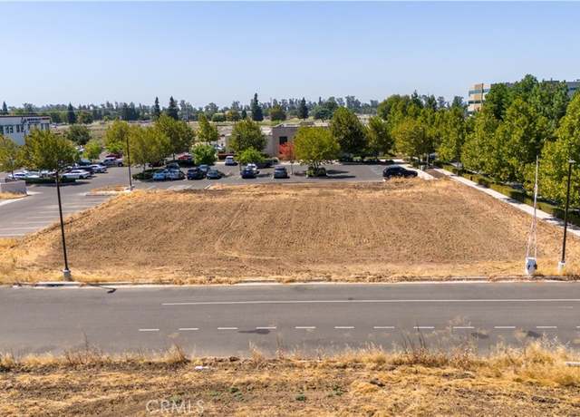 Property at 402 Mercy Ave, Merced, CA 95340