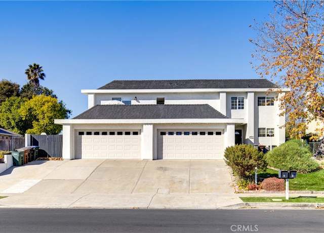 Property at 33621 Blue Lantern St, Dana Point, CA 92629, 6 beds, 6 baths