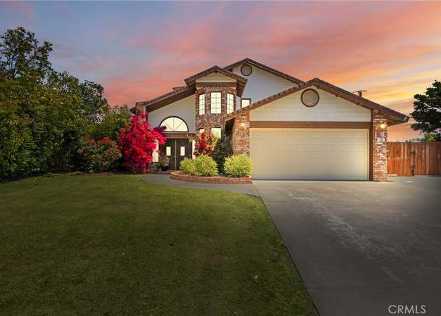 Property at 400 Sinaloa Ave, Bakersfield, CA 93314, 3 beds, 2.5 baths