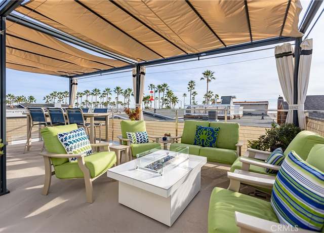 Property at 417 E Balboa Blvd, Newport Beach, CA 92661, 6 beds, 6 baths