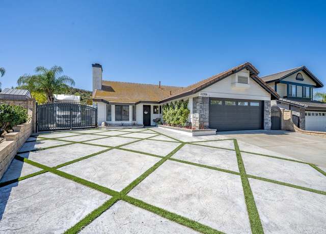 Property at 22206 Claibourne Ln, Saugus, CA 91350, 3 beds, 2 baths