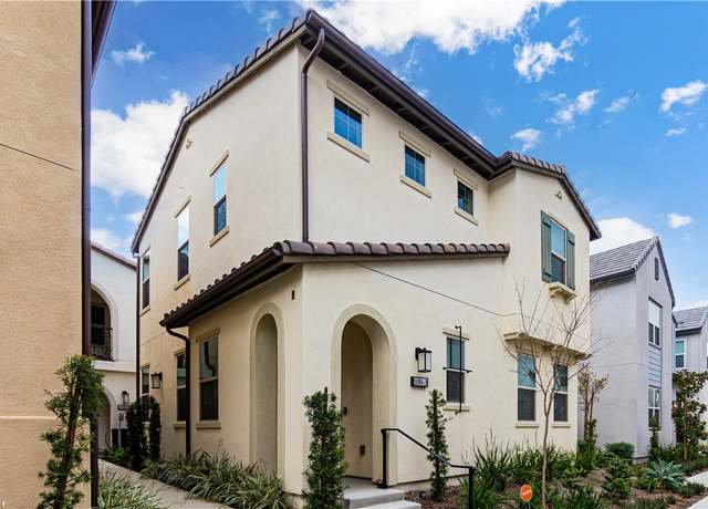 Property at 16064 Jamie Ln #10, Fontana, CA 92336, 4 beds, 3 baths