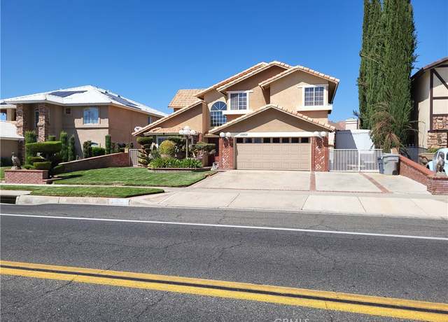 Property at 13268 Country Club Dr, Victorville, CA 92395, 4 beds, 2.5 baths