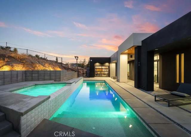 Property at 8175 Fox Trl, Yucca Valley, CA 92284, 3 beds, 3 baths