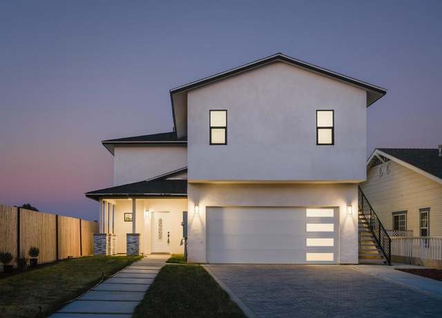 Property at 113 2nd Ave, Chula Vista, CA 91910, 5 beds, 4.5 baths