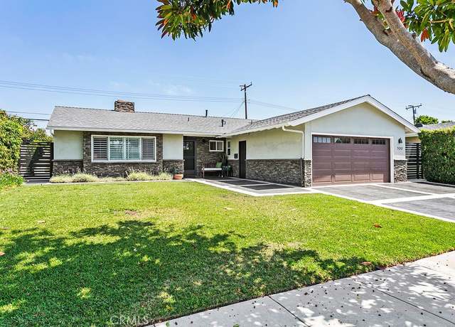 Property at 300 Bucknell Rd, Costa Mesa, CA 92626, 3 beds, 2 baths