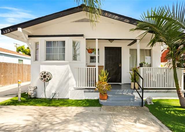 Property at 1235 E 75th St, Los Angeles, CA 90001, 5 beds, 4 baths