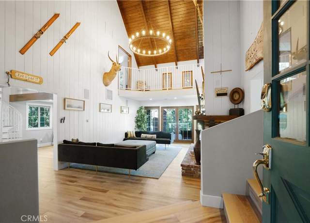 Property at 135 S Fairway Dr, Lake Arrowhead, CA 92391, 5 beds, 3 baths