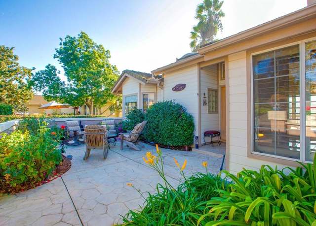 Property at 64 Via Casitas, Bonsall, CA 92003, 3 beds, 2.5 baths
